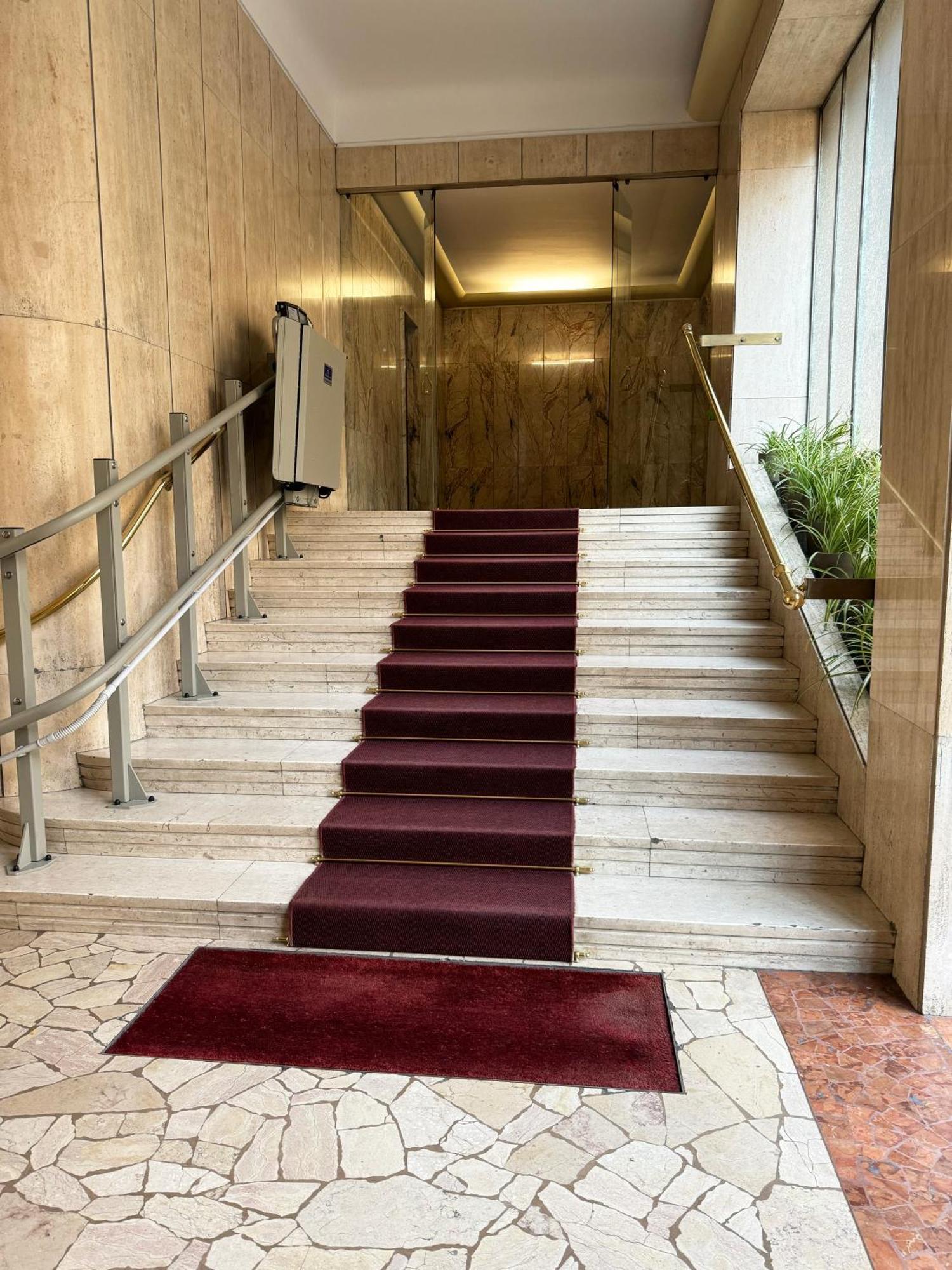Gohost - City Hideaway A Few Minutes From Milano Centrale Exterior foto